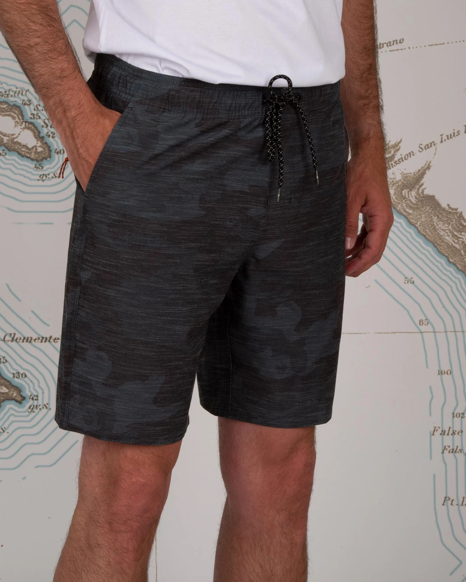 Salty Crew Drifter 2 Black Camo Elastic Hybrid 8 Salty Crew Drifter 2 Black Camo Elastic Hybrid - Image 6