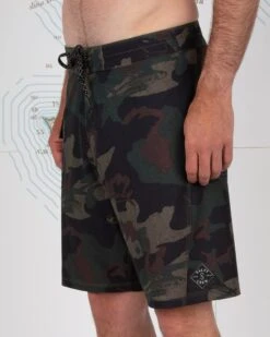 Salty Crew Lowtide Camo Boardshort 11 Salty Crew Lowtide Camo Boardshort -Salty Crew 30335084 CAMO OMSIDELEFT