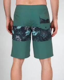 Salty Crew Topwater Vintage Military Boardshort 13 Salty Crew Topwater Vintage Military Boardshort -Salty Crew 30335088 VINTMIL OMBACK
