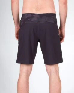 Salty Crew Pinnacle+ Long Range Black Boardshort -Salty Crew 30335113 BLK OMBACK