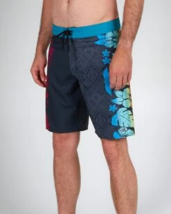 Salty Crew Paradiso Black Boardshort 13 Salty Crew Paradiso Black Boardshort -Salty Crew 30335122 BLK OMSIDELEFT
