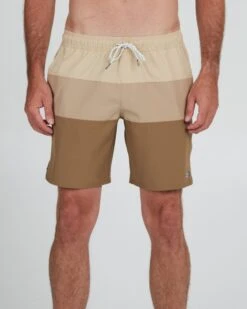Salty Crew Beacons 2 Sand Elastic Boardshort -Salty Crew 30335129 SAND OMFRONT