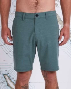 Salty Crew Drifter 21" Rover Green Hybrid Walkshort 9 Salty Crew Drifter 21" Rover Green Hybrid Walkshort -Salty Crew 30435035 RVGRN OMFRONT CROP2