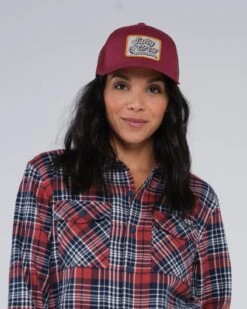 Salty Crew Retro Catch Cranberry Retro Trucker