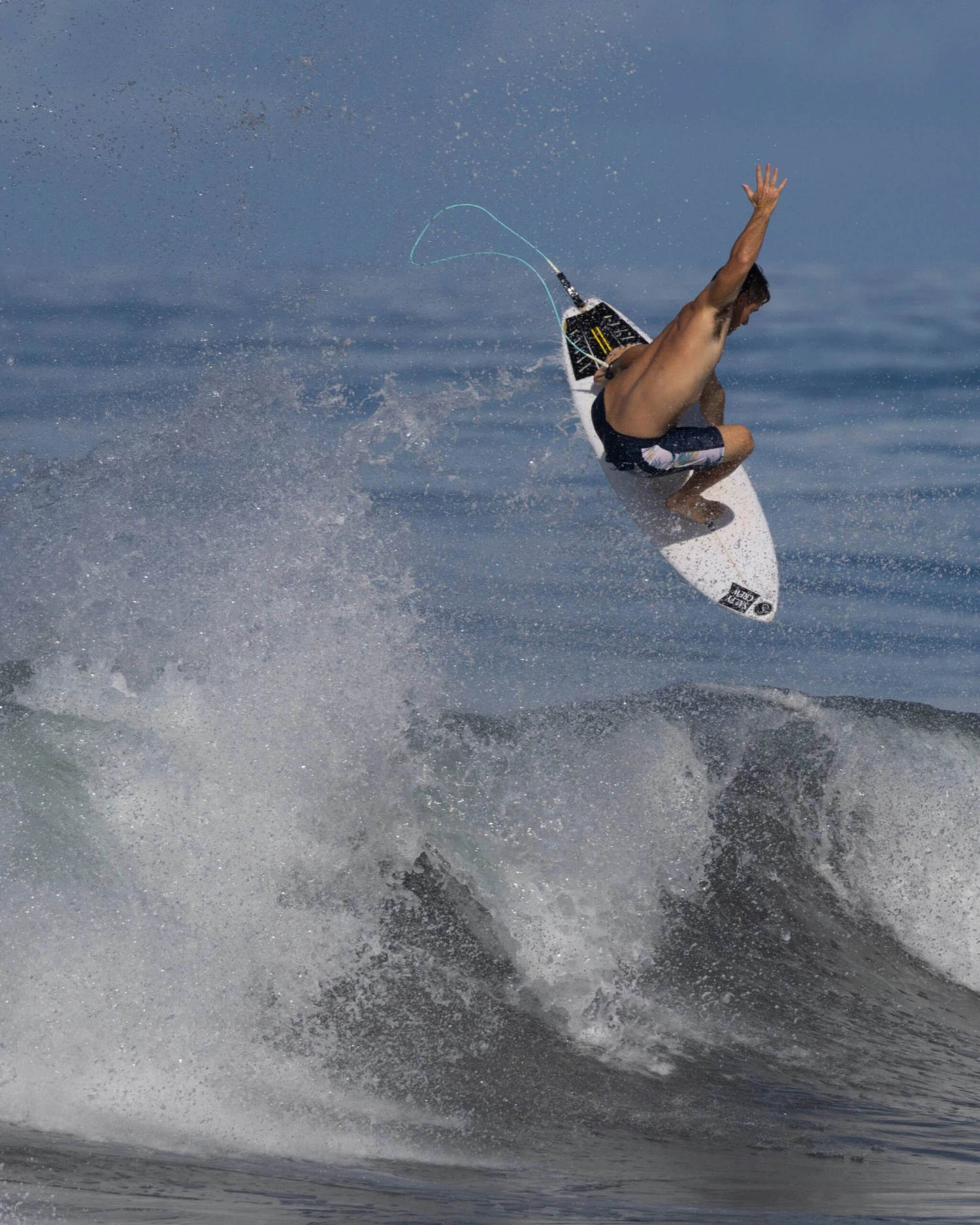 Salty Crew Ascent Navy Boardshort 6 Salty Crew Ascent Navy Boardshort - Image 4