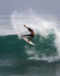 Salty Crew Lowtide Black/Aqua Boardshort 16 Salty Crew Lowtide Black/Aqua Boardshort -Salty Crew LOWTIDE BLK AQUA 2